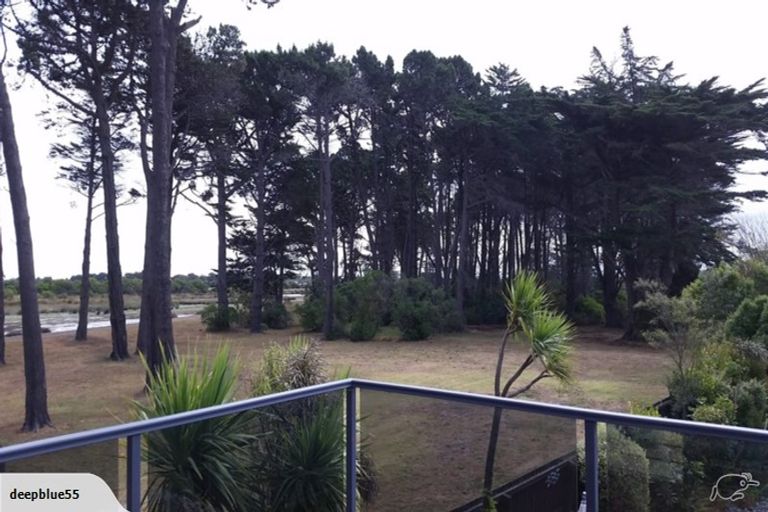 Photo of property in 64 Tovey Street, New Brighton, Christchurch, 8061