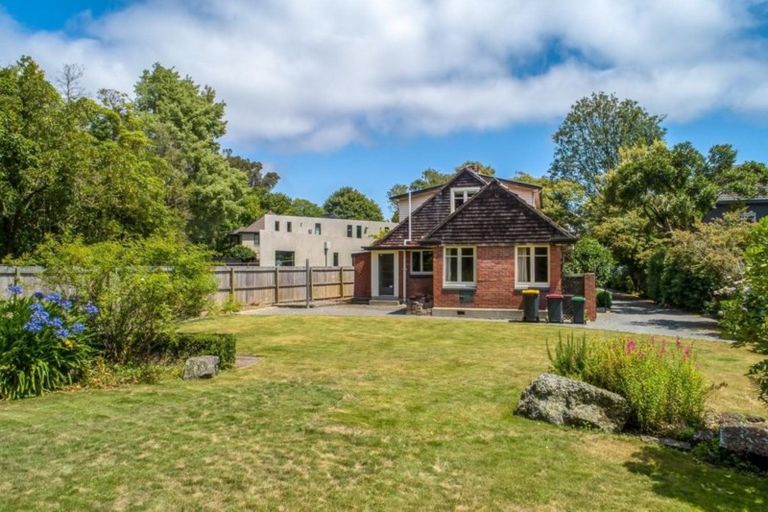 Photo of property in 9 Girvan Street, Fendalton, Christchurch, 8041