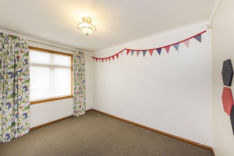 Photo of property in 73 Havill Street, Takaro, Palmerston North, 4410