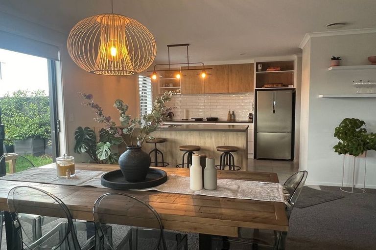 Photo of property in 86 Harriet Johnston Drive, Pokeno, 2402