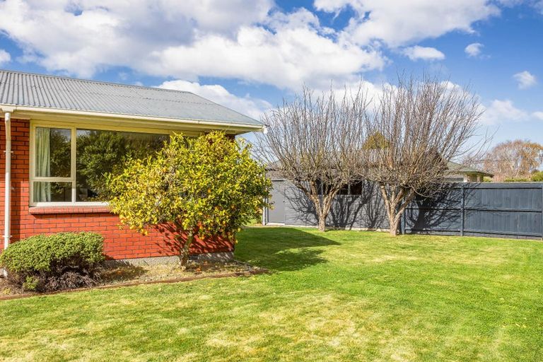 Photo of property in 25 Fairford Street, Bishopdale, Christchurch, 8053