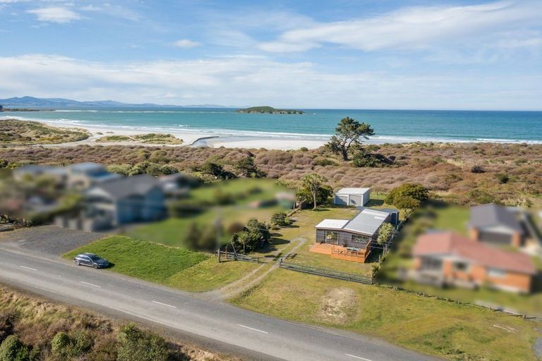 Photo of property in 125 Moturata Road, Taieri Beach, Taieri Mouth, 9091