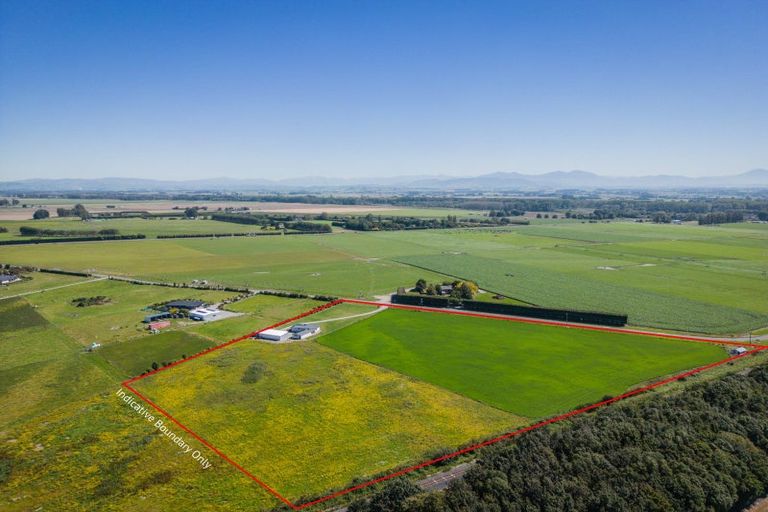 Photo of property in 72 Arowhenua Station Road, Kerrytown, Timaru, 7973