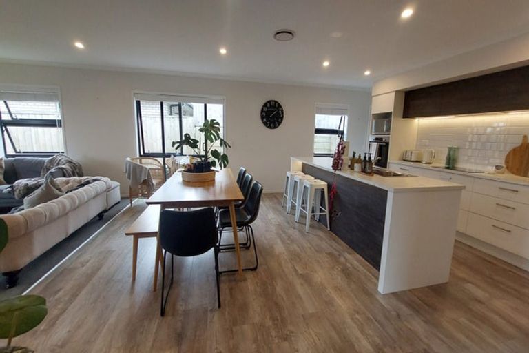 Photo of property in 12 Lily Way, Pyes Pa, Tauranga, 3112