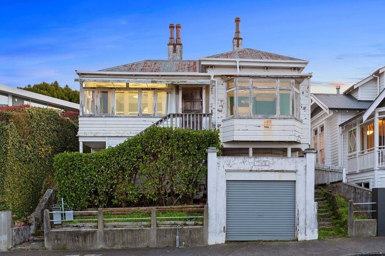 Photo of property in 42 Hackett Street, Saint Marys Bay, Auckland, 1011