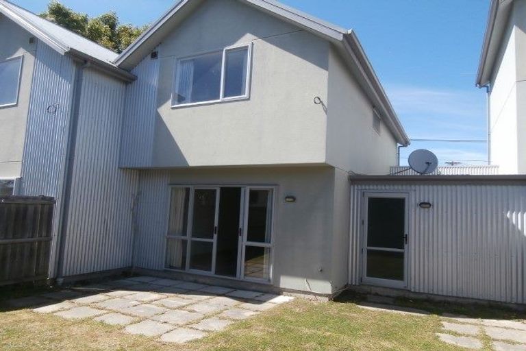 Photo of property in 61 Fairfield Avenue, Addington, Christchurch, 8024
