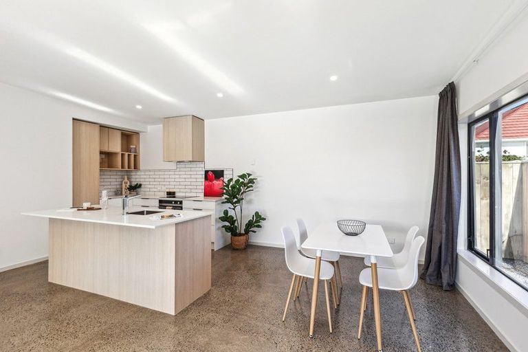 Photo of property in 45a Winchester Street, Levin, 5510