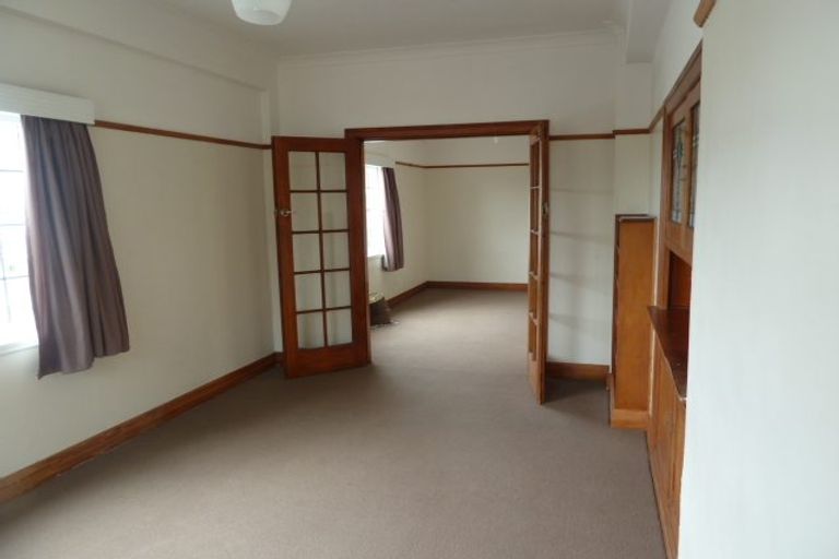 Photo of property in Elms Court Flats, 7/367 The Terrace, Te Aro, Wellington, 6011