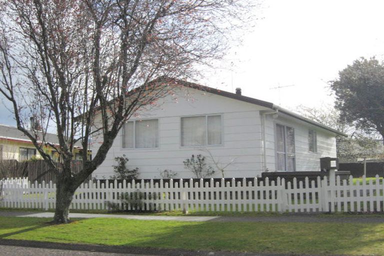 Photo of property in 16 Raukura Street, Turangi, 3334