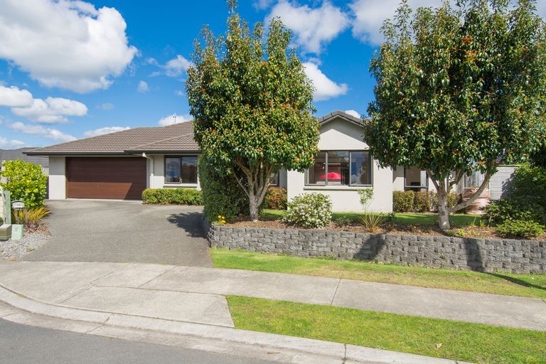 Photo of property in 14 Glenmonarch Place, Pyes Pa, Tauranga, 3112