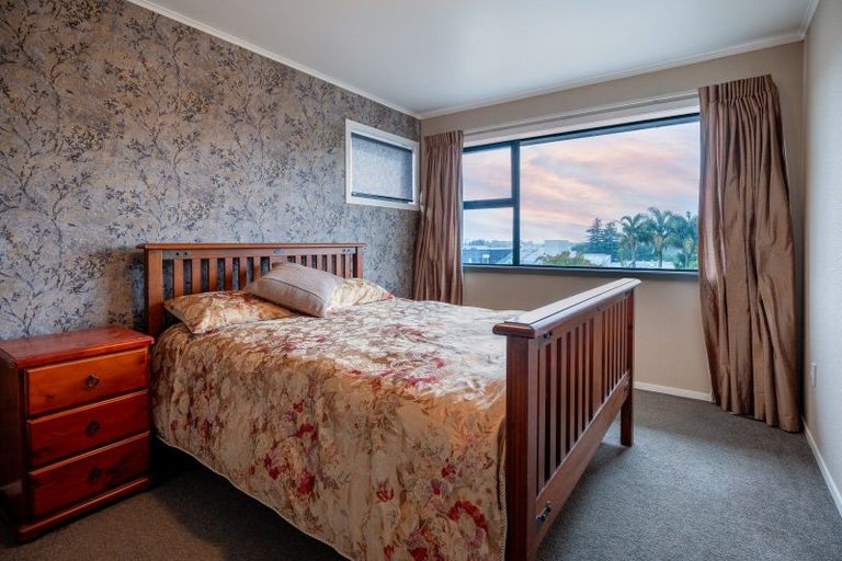 Photo of property in 6 Resthill Crescent, Glenview, Hamilton, 3206