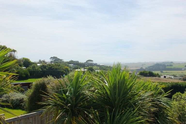 Photo of property in 24 Magdala Street, Kakanui, Oamaru, 9495