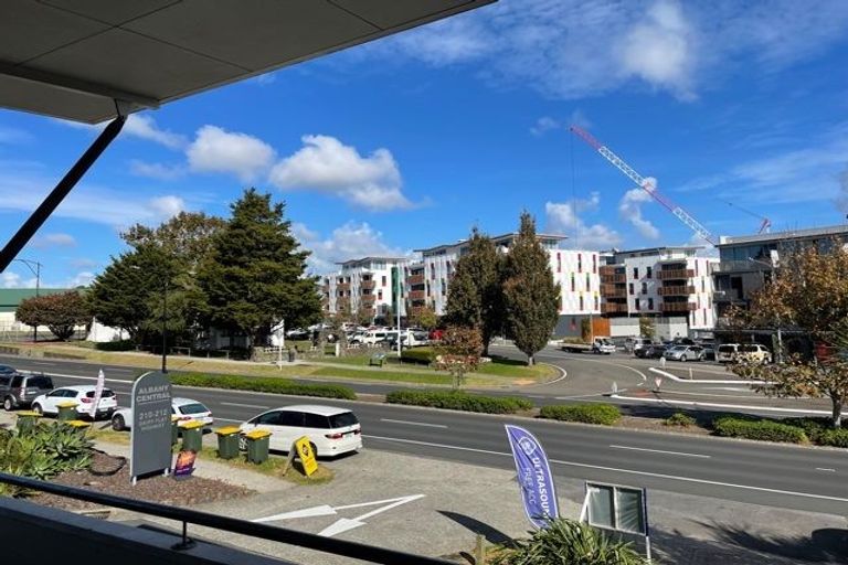Photo of property in Albany Central, 16a/210 Dairy Flat Highway, Albany, Auckland, 0632