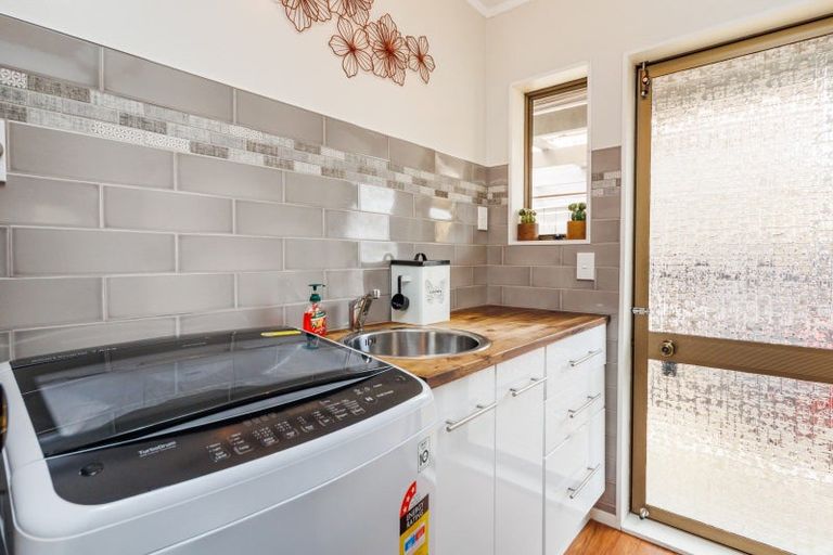 Photo of property in 6 Monrad Street, Highbury, Palmerston North, 4412