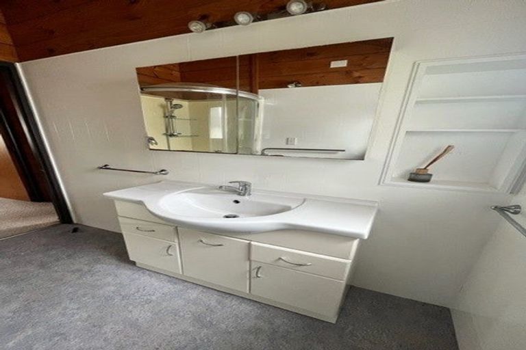 Photo of property in 48 Mulberry Street, Maungaraki, Lower Hutt, 5010