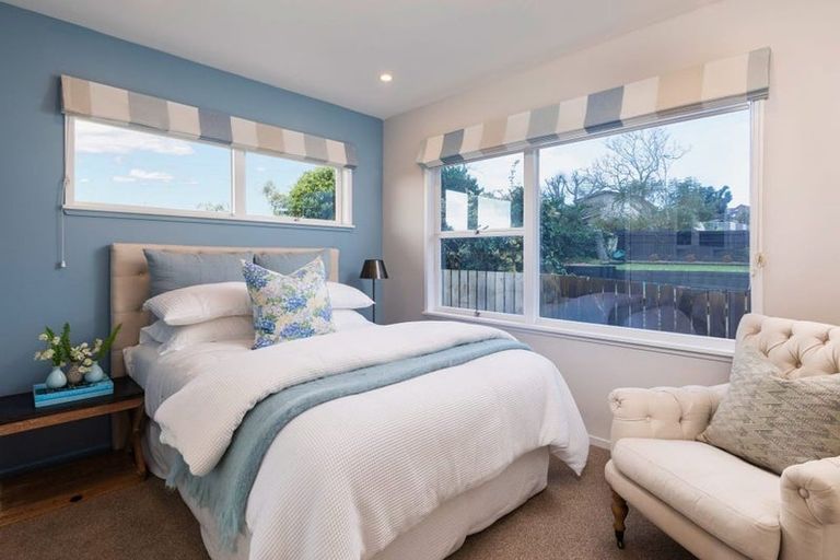 Photo of property in 52 Fordyce Avenue, Sunnyhills, Auckland, 2010