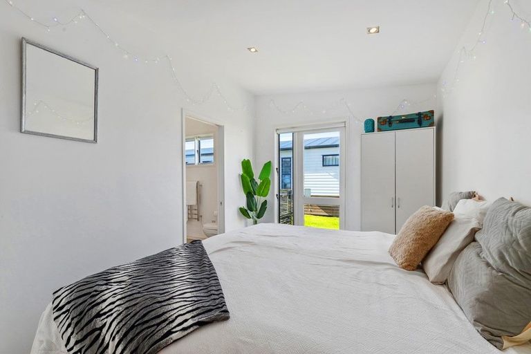 Photo of property in 4 Te Whai Street, Mangawhai Heads, Mangawhai, 0505