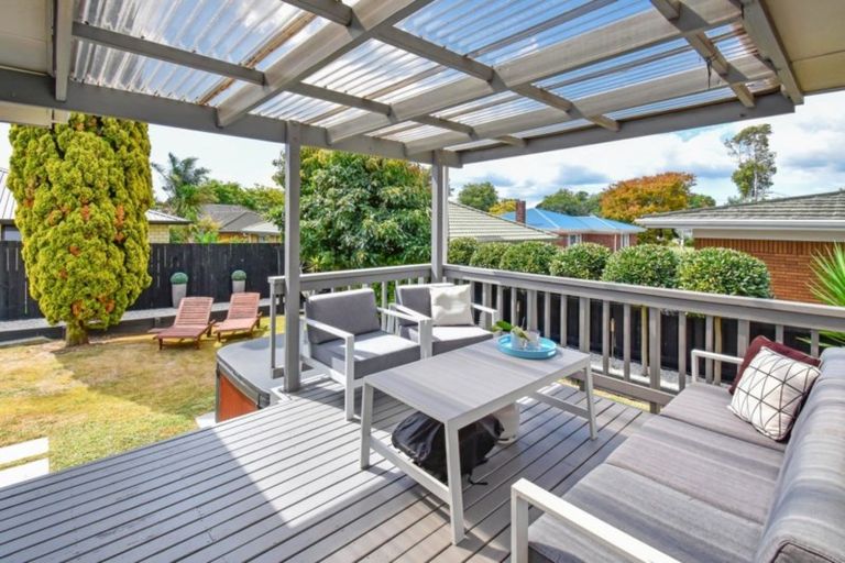 Photo of property in 16 Alexander Street, Papakura, 2110