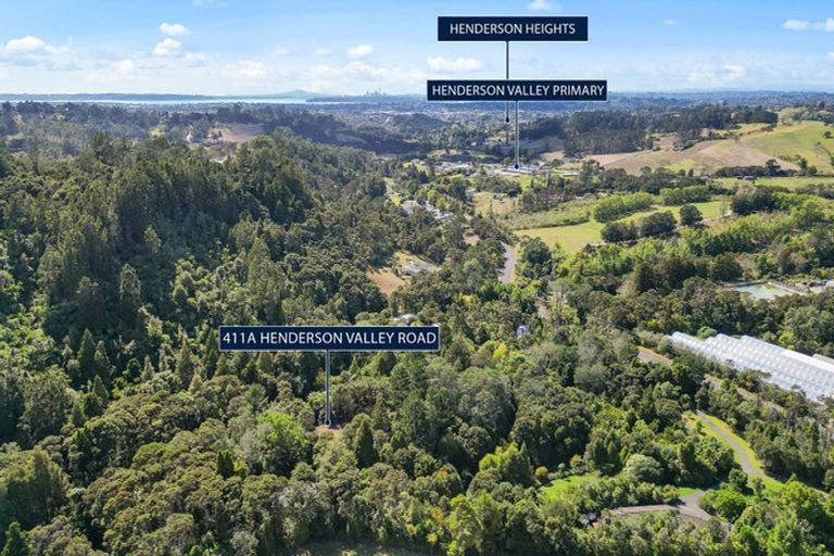 Photo of property in 411a Henderson Valley Road, Henderson Valley, Auckland, 0612