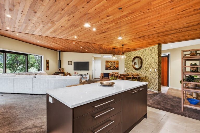 Photo of property in 16 Wai Matangi Place, Motuoapa, 3382