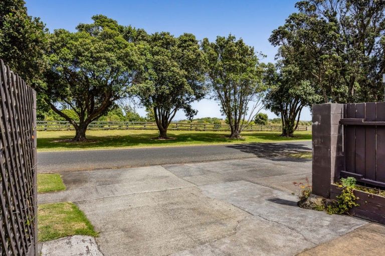 Photo of property in 5 Dieffenbach Street, Opunake, 4616