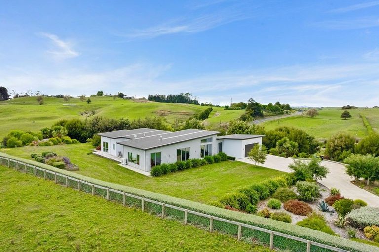 Photo of property in 67 Limeworks Loop Road, Te Pahu, Hamilton, 3285