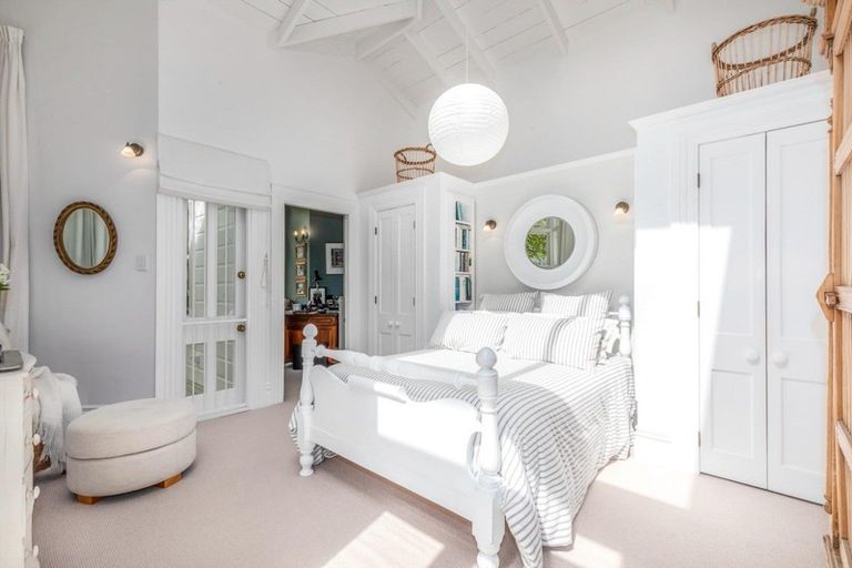 Photo of property in 31 Huanui Street, Ranui, Porirua, 5024