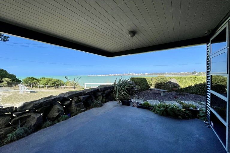 Photo of property in 2 Moore Street, Waimataitai, Timaru, 7910