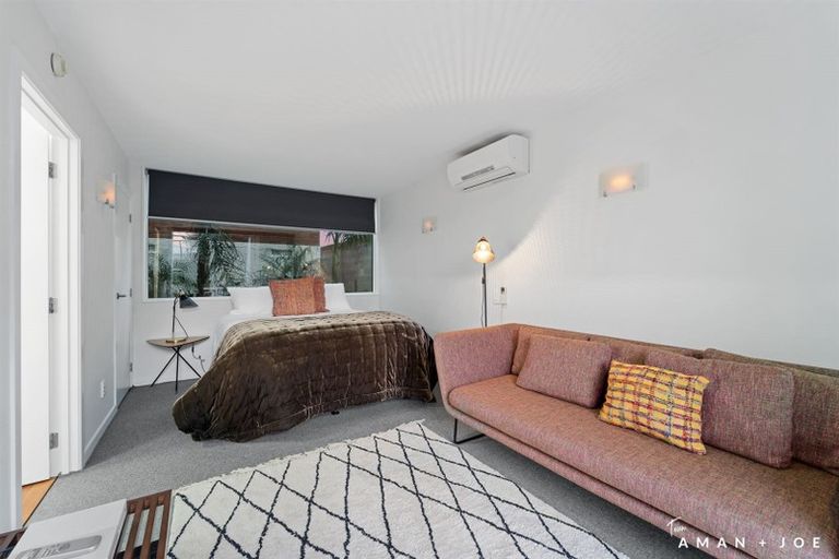 Photo of property in 444 Old Te Atatu Road, Te Atatu Peninsula, Auckland, 0610