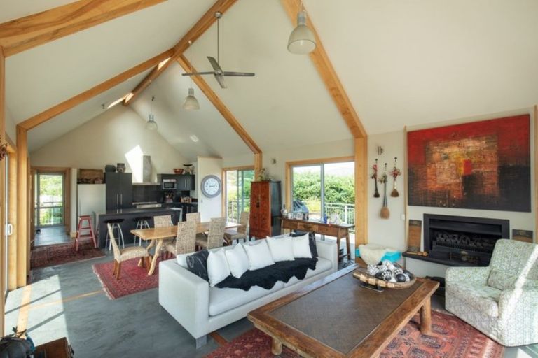 Photo of property in 1 Peak View Ridge, Wanaka, 9305
