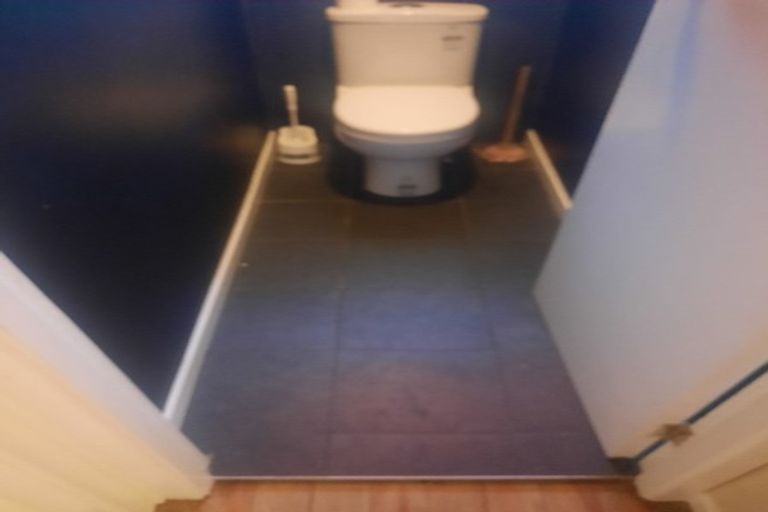 Photo of property in 119 Omata Road, Marfell, New Plymouth, 4310