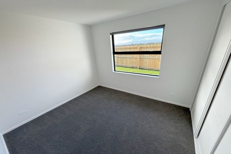 Photo of property in 16 Llew Summers Street, Belfast, Christchurch, 8051