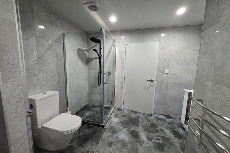 Photo of property in 17b Knox Road, Swanson, Auckland, 0612