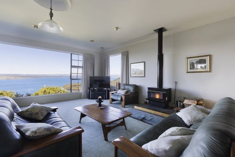 Photo of property in 65 Mapara Road, Acacia Bay, Taupo, 3385