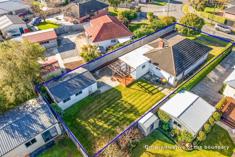 Photo of property in 33 Wilton Crescent, Bishopdale, Christchurch, 8053