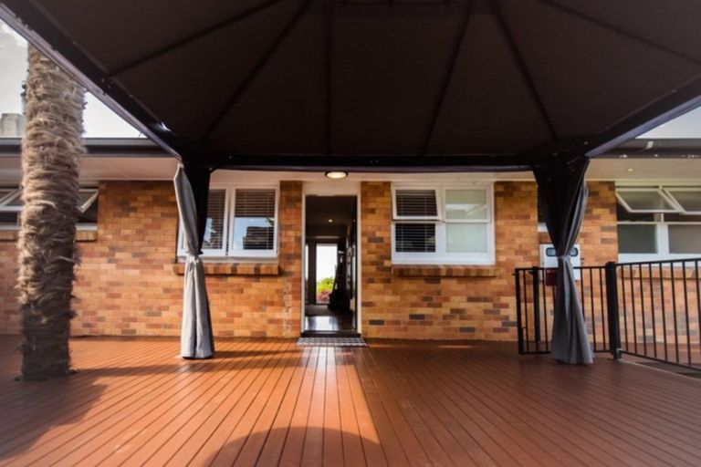 Photo of property in 70a Sutherland Road, Brookfield, Tauranga, 3110