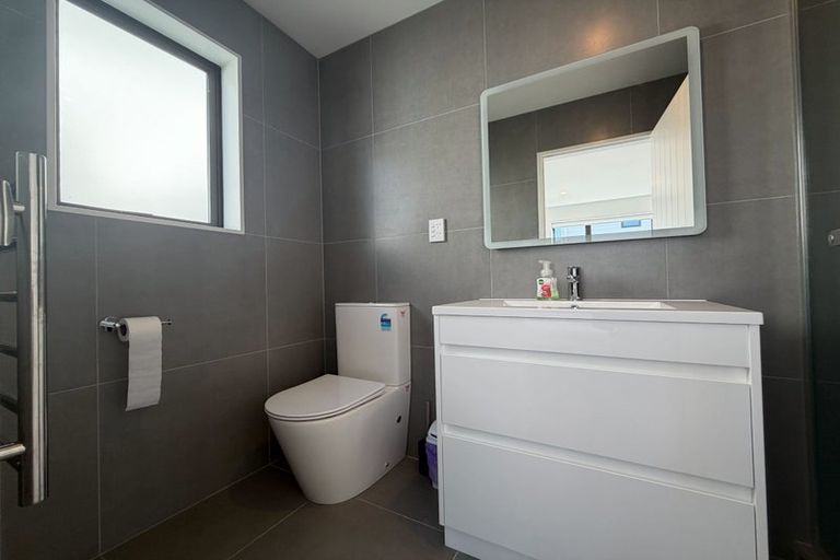 Photo of property in 9 Greenbrier Street, Westgate, Auckland, 0814