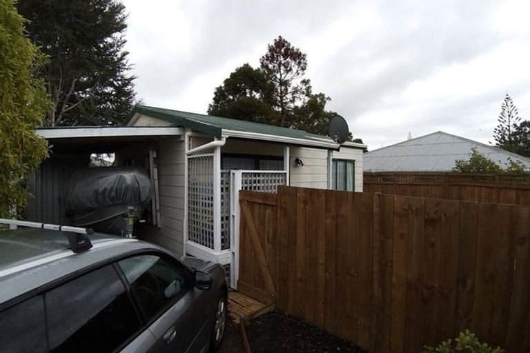 Photo of property in 1 Sime Road, Hillpark, Auckland, 2102