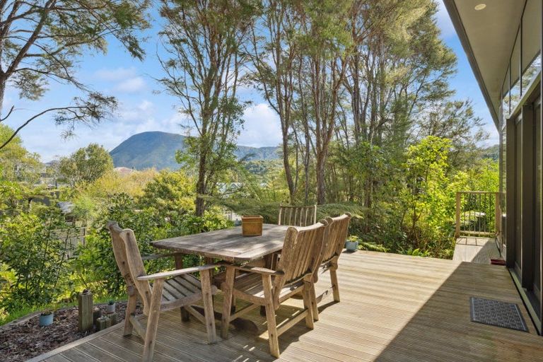 Photo of property in 71a Milton Terrace, Picton, 7220