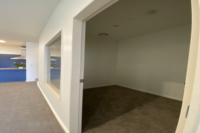Photo of property in Stadium Garden Flats, 317/107 Thorndon Quay, Pipitea, Wellington, 6011