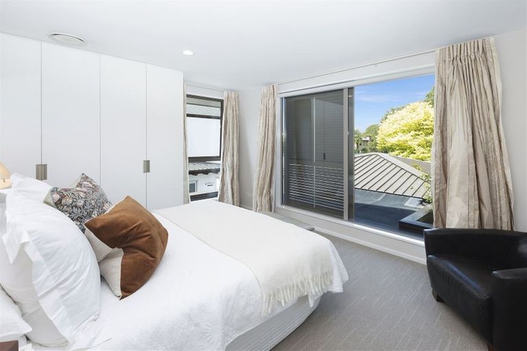 Photo of property in 176 Clyde Road, Burnside, Christchurch, 8053