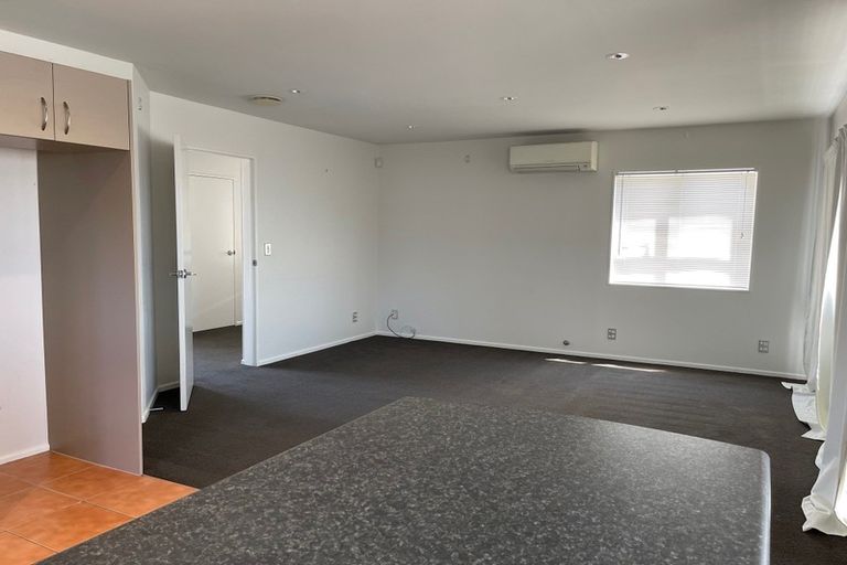 Photo of property in 68 Waverton Terrace, Churton Park, Wellington, 6037