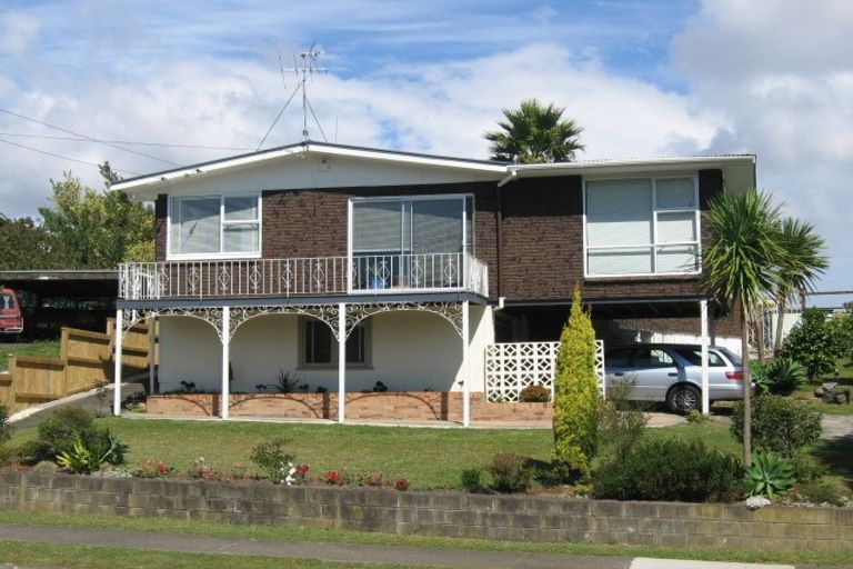 Photo of property in 54 Cardiff Road, Pakuranga, Auckland, 2010