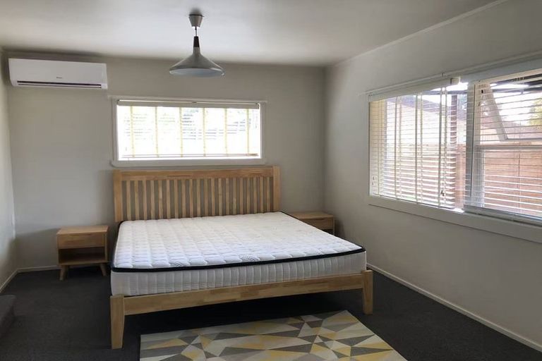 Photo of property in 51 Mountbatten Avenue, Hillcrest, Auckland, 0627