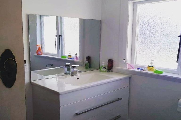 Photo of property in 1 Cudby Street, Woburn, Lower Hutt, 5011