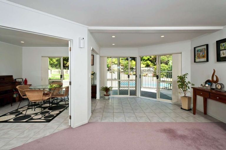 Photo of property in 9 Pigeonwood Lane, Albany, Auckland, 0632