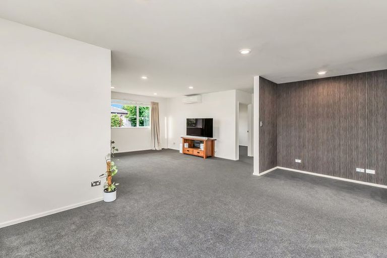 Photo of property in 19 Leeston Lake Road, Leeston, 7632