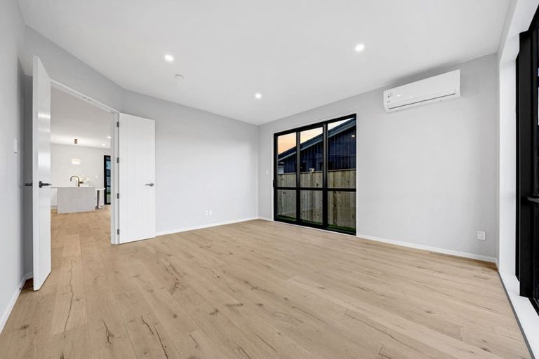 Photo of property in 5 Paihere Street, Huapai, Kumeu, 0810