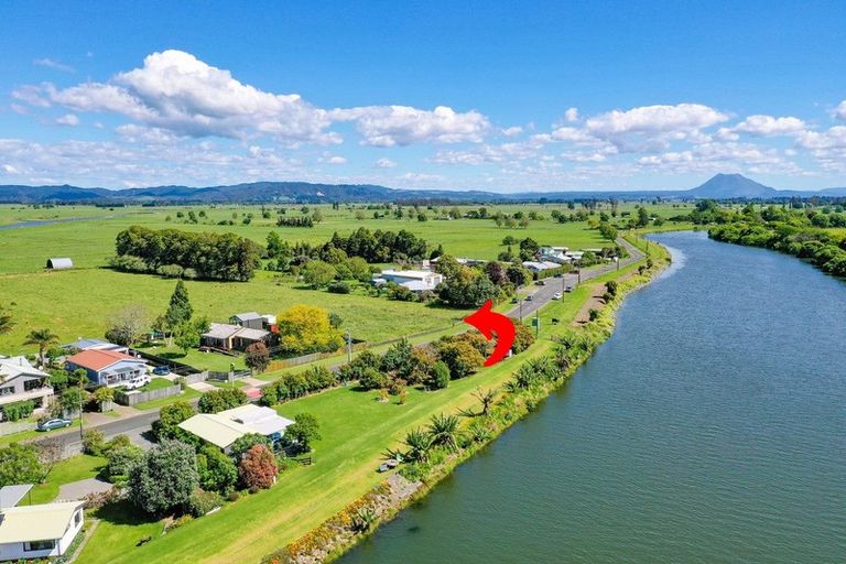 Photo of property in 33-35 East Bank Road, Thornton, Whakatane, 3193