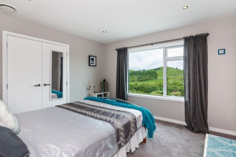 Photo of property in 75 Dalmore Way, Acacia Bay, Taupo, 3385